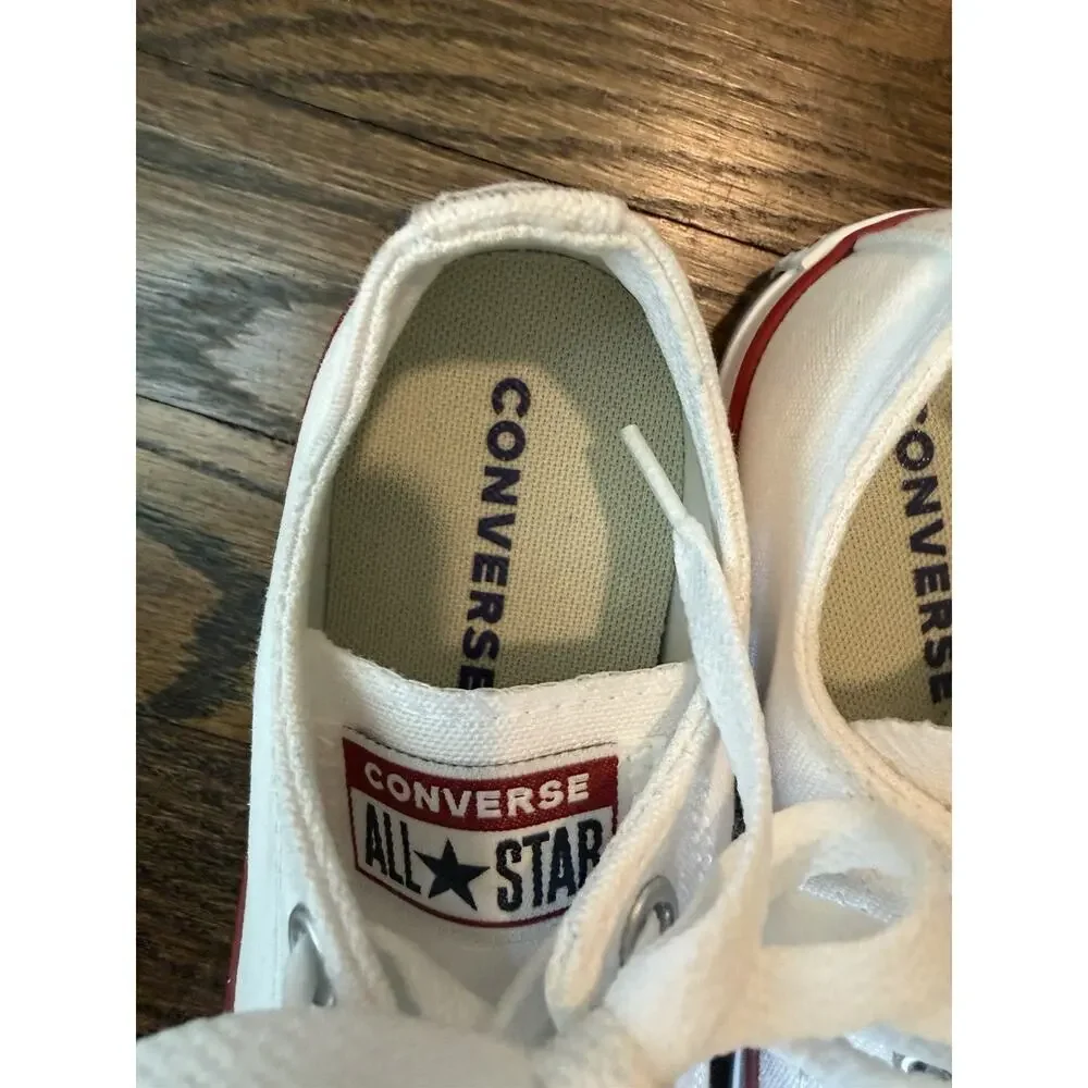 Converse Chuck Taylor All Star Sneaker Youth Sz 2 Shoes White low top NEW